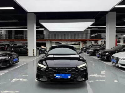 Audi A7L