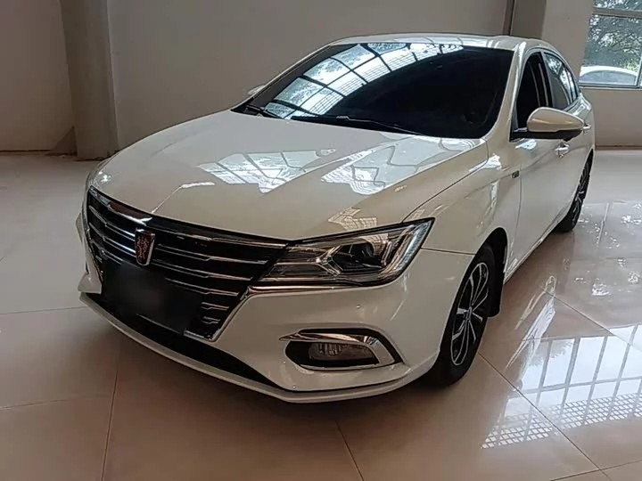 Roewe i5