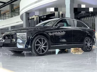 XPeng G9