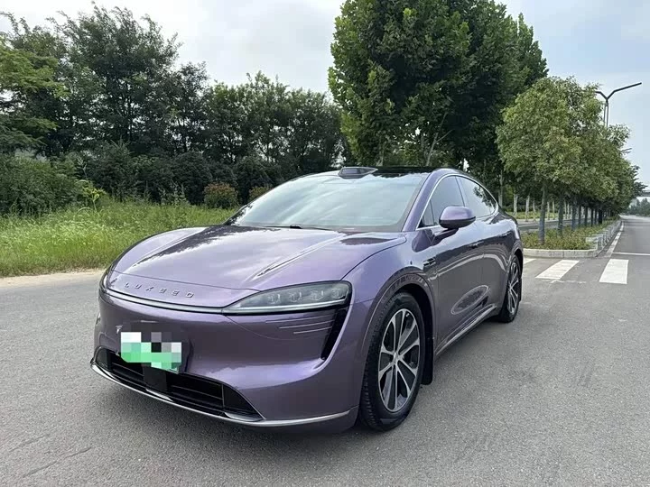 Luxeed R7