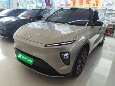 NIO ES8