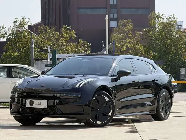 ZEEKR 001