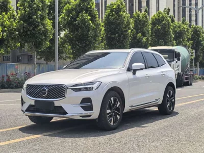 Volvo XC60, 2025 — купить с доставкой из Китая