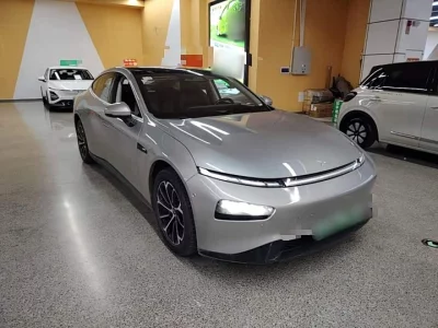 XPeng P7