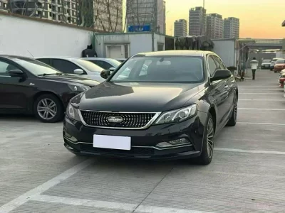 Zotye Z700