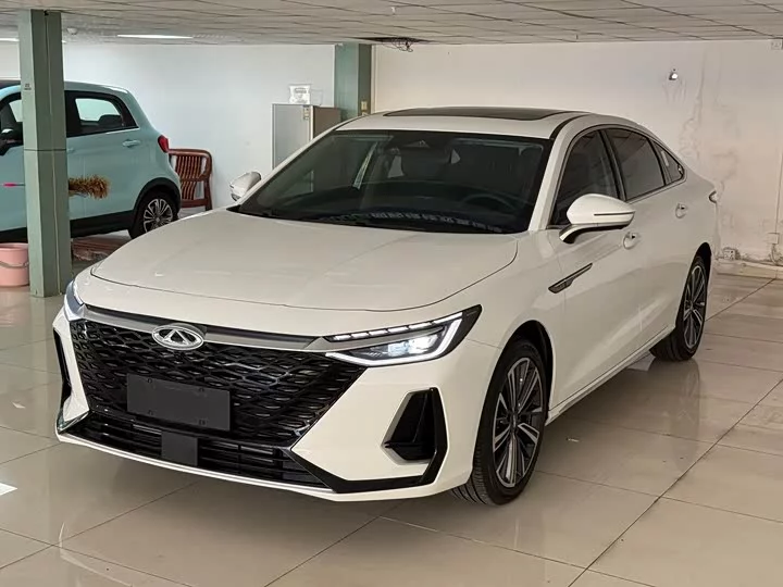 Chery Arrizo 8