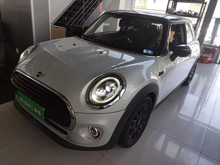 MINI 