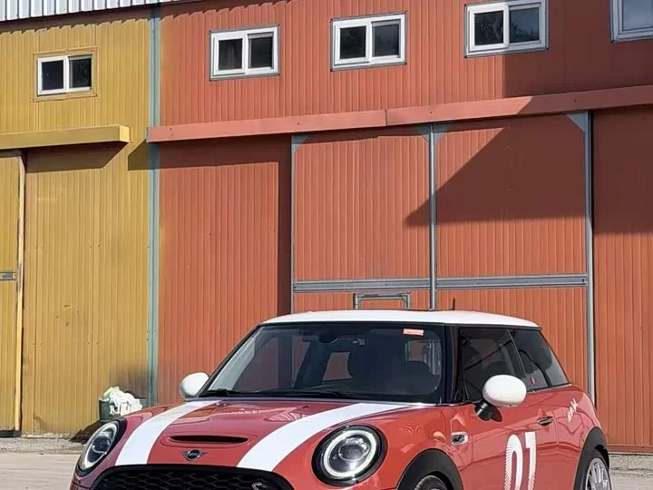 MINI 