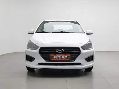 Hyundai Verna (Rena)