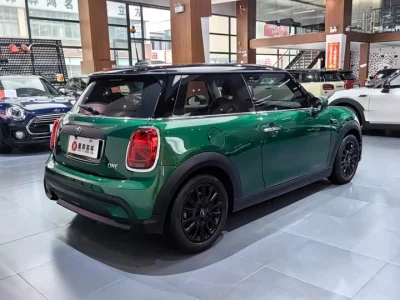 MINI 