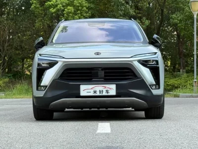 NIO ES8