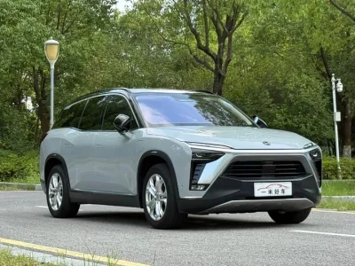 NIO ES8