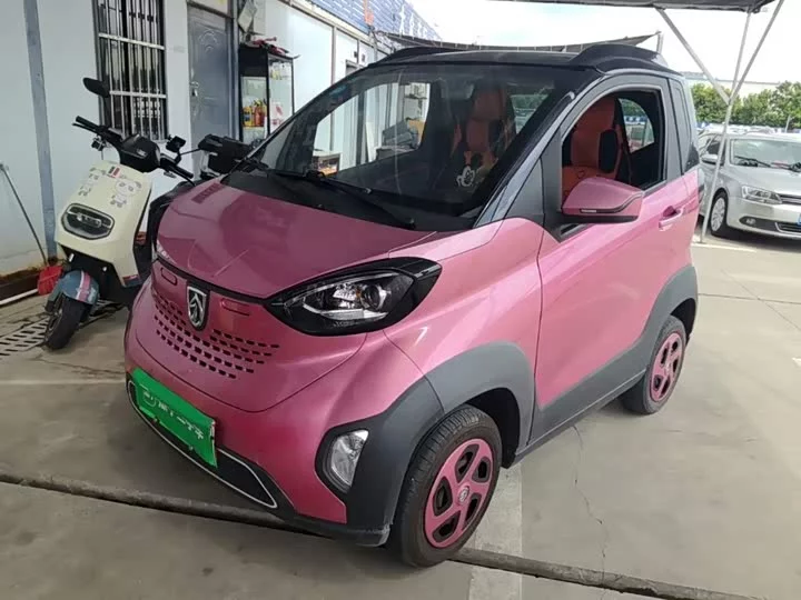 Baojun E100