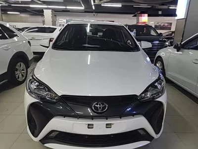 Toyota Yaris L