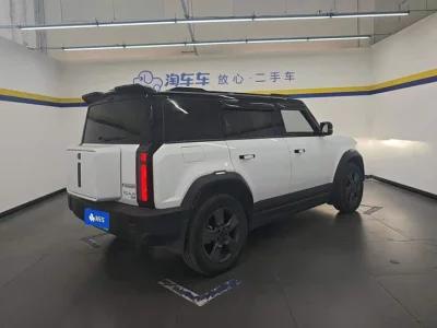 iCAR 03