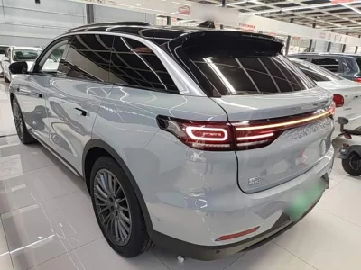 Leapmotor C11
