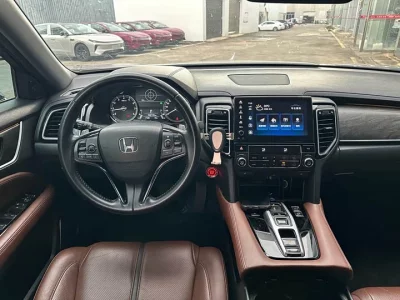 Honda UR-V