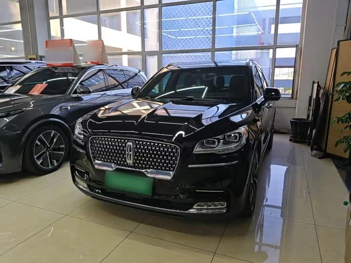 Lincoln Aviator