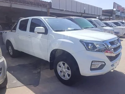 Isuzu RE-MAX
