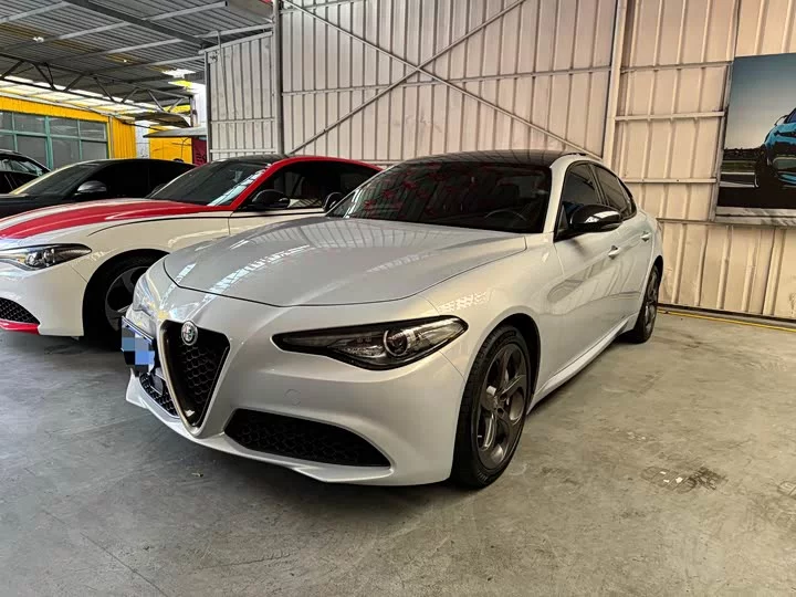 Alfa Romeo Giulia Juliet