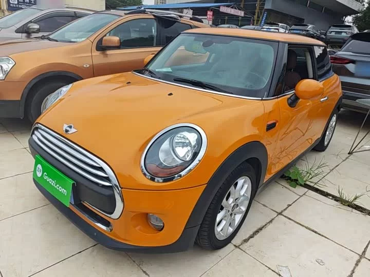 MINI 