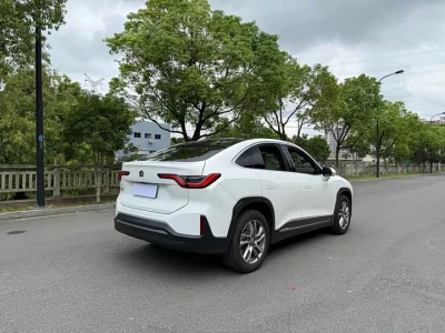NIO EC6