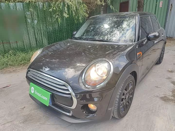 MINI 