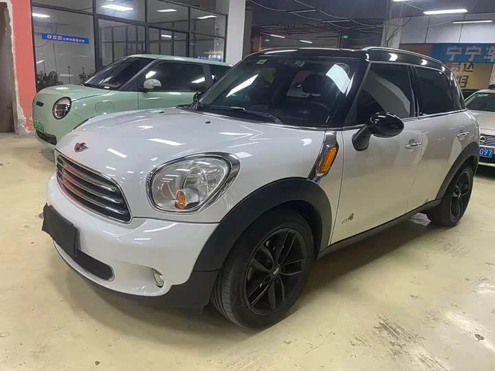 MINI COUNTRYMAN