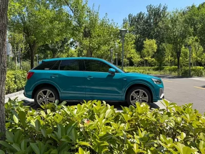 Audi Q2L