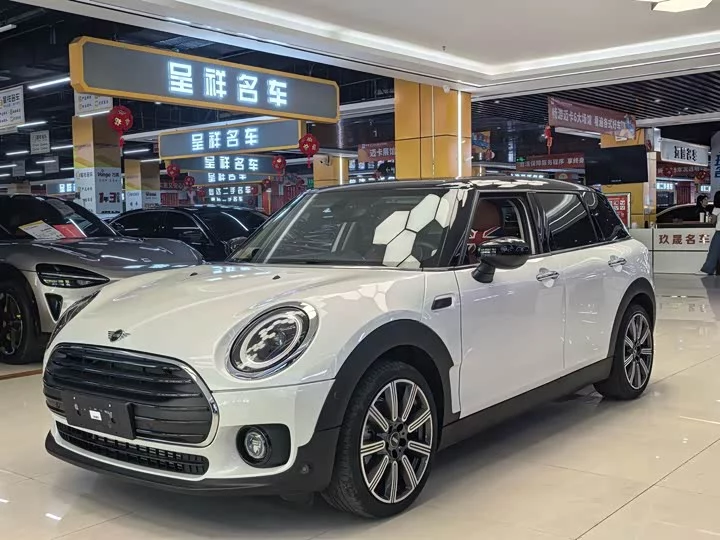 MINI CLUBMAN