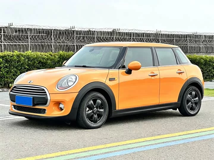 MINI 