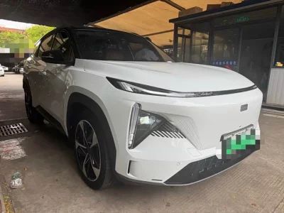 Geely Galaxy L7