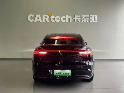 Luxeed R7