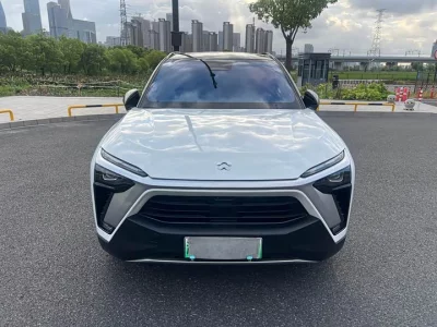 NIO ES8