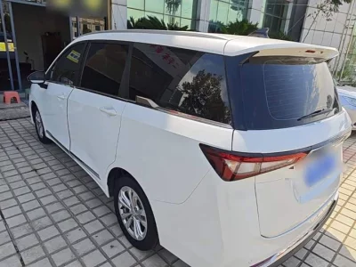 Wuling Jiachen
