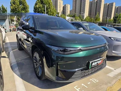 Leapmotor C16