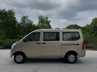 Wuling Rongguang S