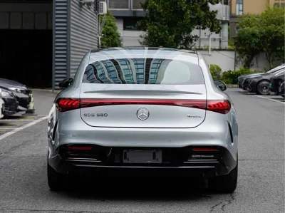 Mercedes-Benz EQS