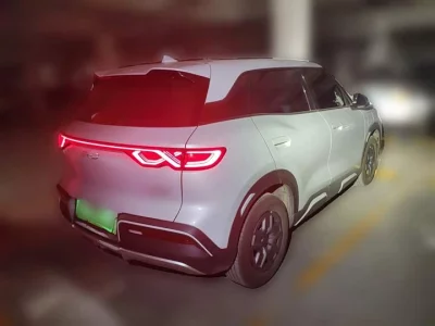 BYD Yuan UP