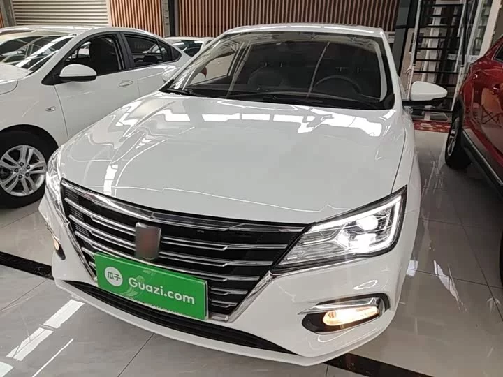 Roewe i5
