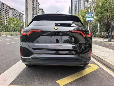 NIO ES6