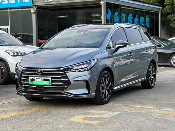 BYD Song MAX New Energy