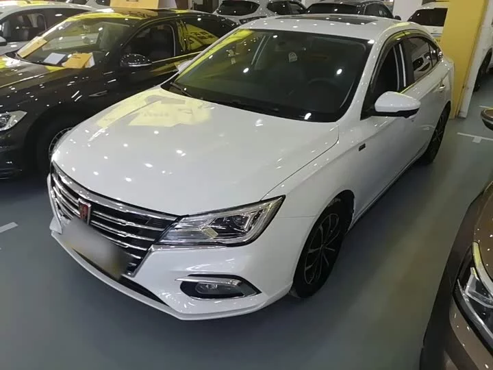 Roewe i5