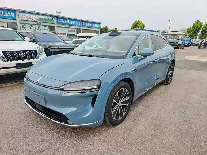 Luxeed R7