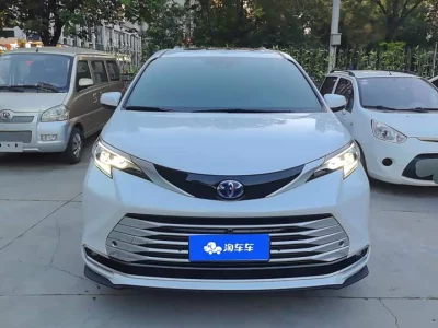 Toyota Sienna SIENNA