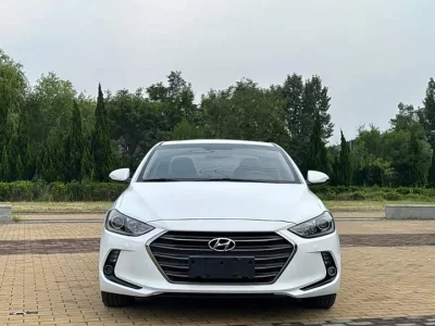 Hyundai Elantra Lingdong