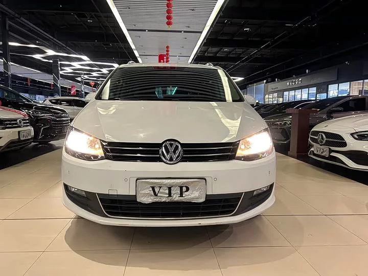 Volkswagen Sharon