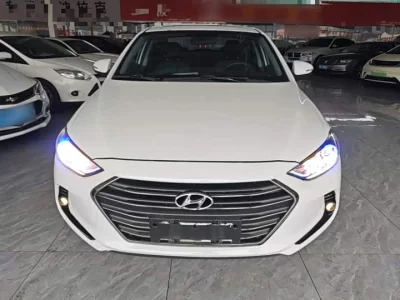 Hyundai Elantra Lingdong