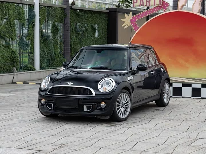 MINI 