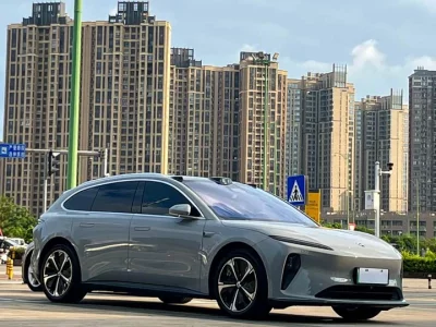 NIO ET5T
